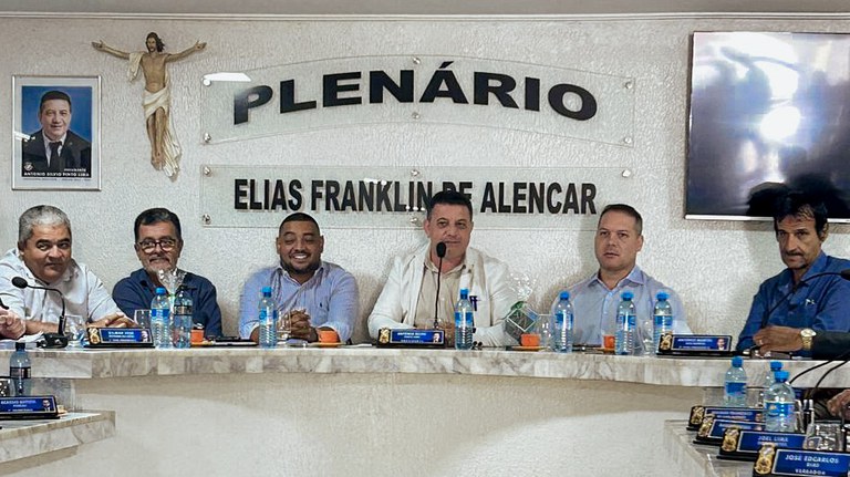 Projeto apoiado pela Sudene para fortalecer a cultura da mandioca é tema de audiência pública em Salitre (CE)