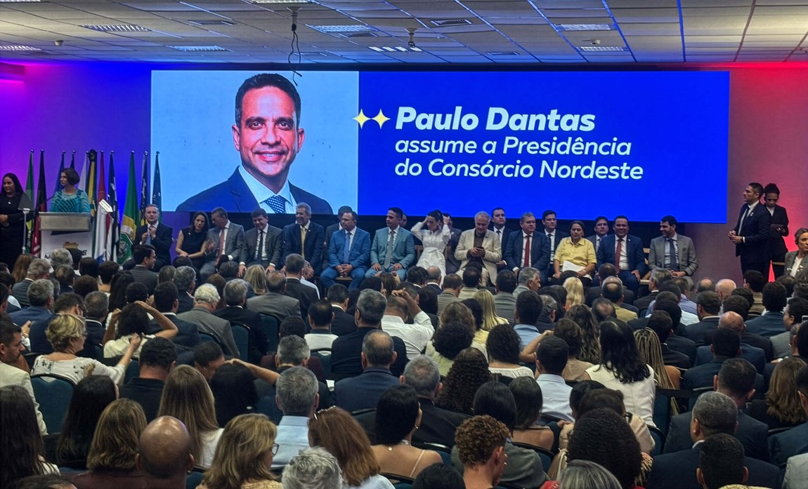 Solenidade contou com a presença de governadores e lideranças políticas da Região