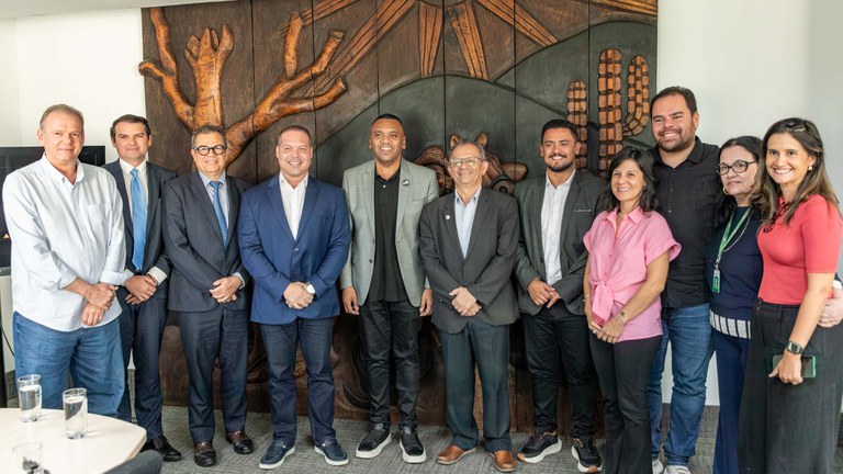 Representantes da CUFA apresentam projeto Favelab à Sudene