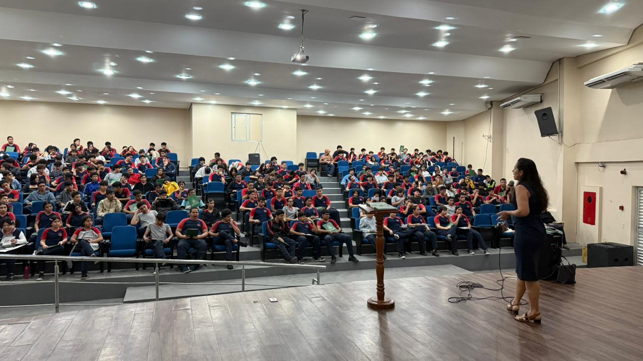 Ceti Elisa Bessa Freire