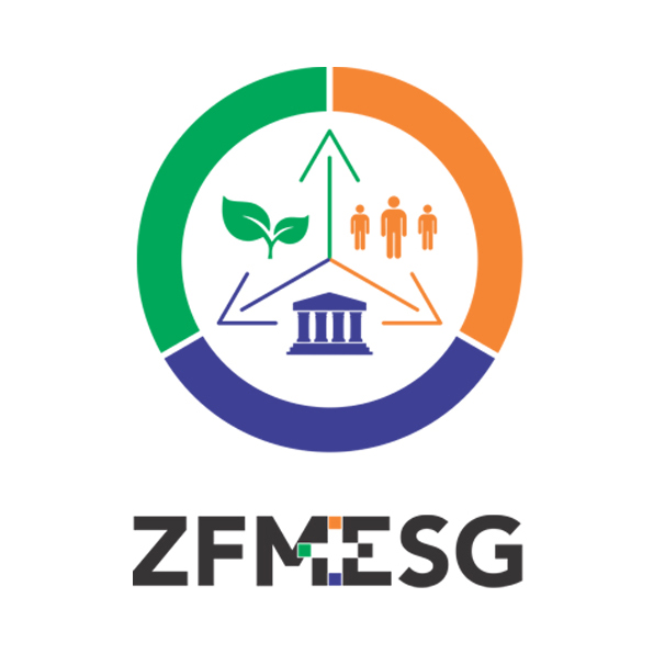Selo que marca o programa ZFM+ESG, formando por um círculo segmentado em três partes. O primeiro segmento é verde e tem o ícone uma planta, para simbolizar a parte ambiental do ESG. O segundo segmento é laranja e tem o ícone de três pessoas, para simbolizar a parte social do ESG. E o terceiro segmento é azul escuro e tem o ícone de um prédio com colunas greco-romanas, para simbolizar a parte governamental do ESG. Ao lado de cada ícone existem setas que saem do meio do círculo para as extremidades, formando um símbolo parecido com a marca da Suframa. Abaixo deste selo está escrito em letras pretas e grossas: ZFM+ESG.