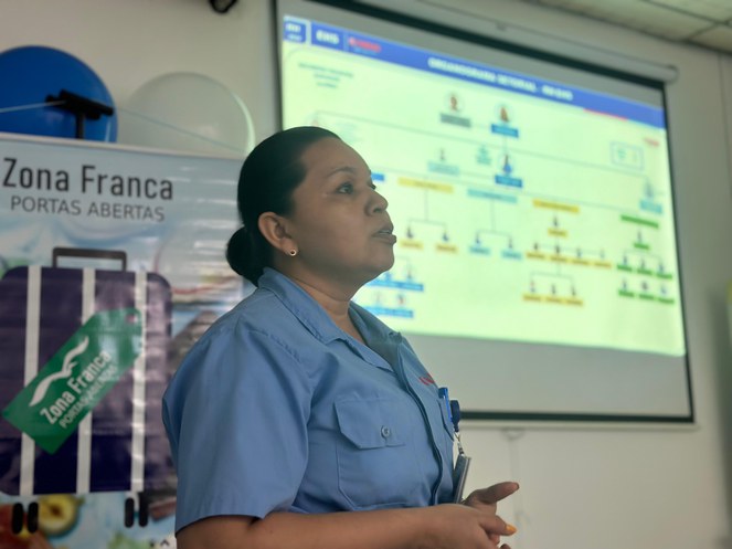 Visita de estudantes à Yamaha