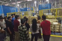Alunos da UEA e do Ifam conhecem processo produtivo dos condicionadores  de ar e micro-ondas na Zona Franca de Manaus