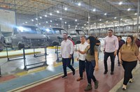 Comitiva da Suframa visita fábrica da Effa Motors em Manaus