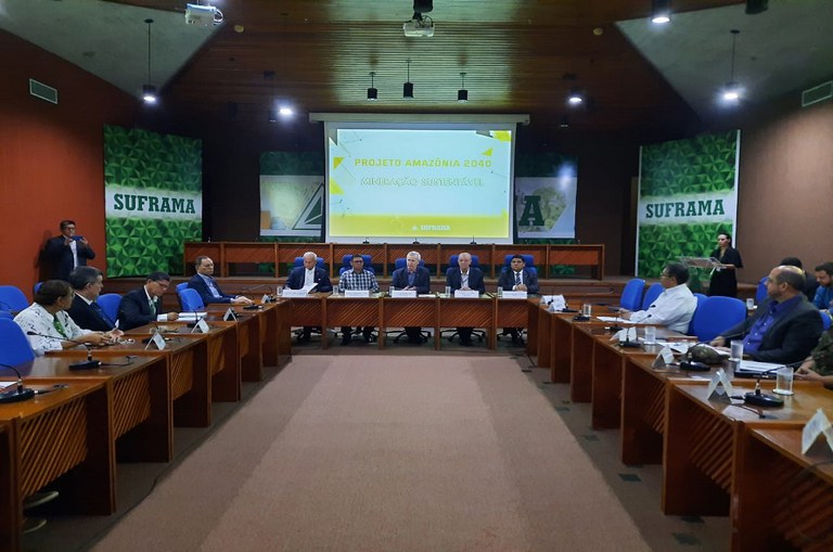 Debate contou com a participação de diversas instituições envolvidas em atividades ou projetos relacionados à temática. (Foto: Isaac Júnior/Suframa) 