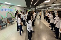 Estudantes da Fundação Bradesco visitam a FPFtech em atividade do Programa Zona Franca de Portas Abertas