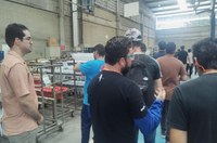 Estudantes de engenharia do Ifam visitam Caloi pelo ZF de Portas Abertas