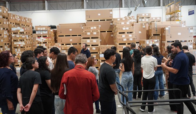 Acadêmicos da UEA visitam BMW em Manaus