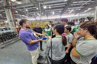 Programa Zona Franca de Portas Abertas levou mais de 2,7 mil pessoas para conhecer empresas do PIM