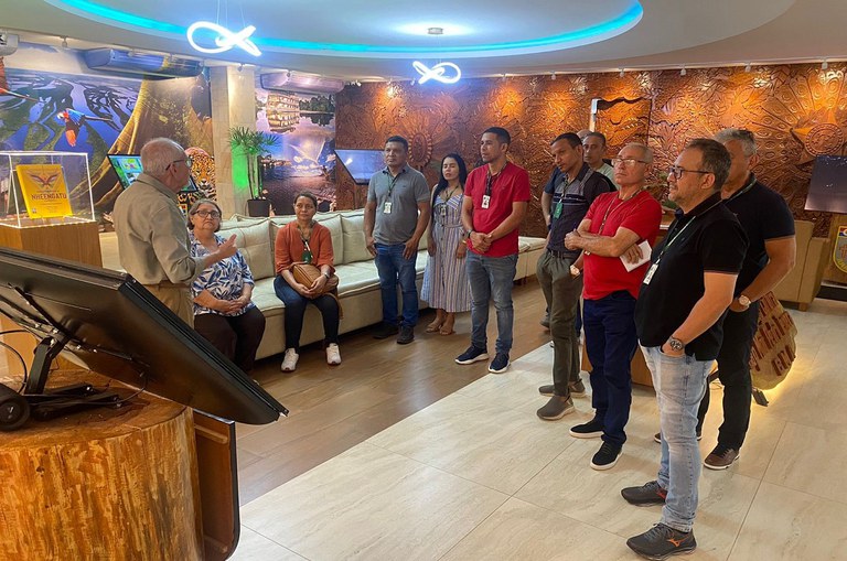Servidores de unidades regionais da Suframa conhecem espaço cultural do CMA