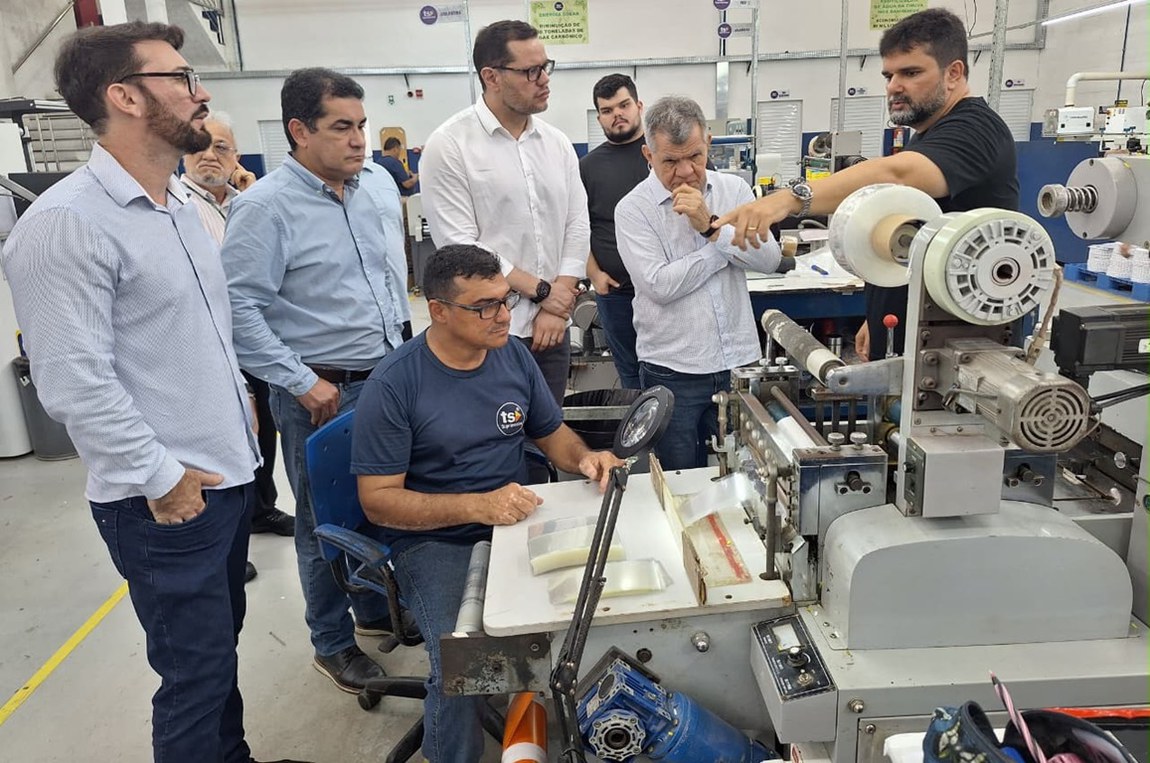 Empresa atua há 16 anos e opera em imóvel próprio numa área de aproximadamente 1,4 mil metros quadrados na zona Oeste de Manaus, com  fabricação de etiquetas, rótulos e fitas adesivas, e investimentos recentes.