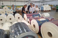 Suframa conhece processos produtivos sustentáveis da RS Embalagens