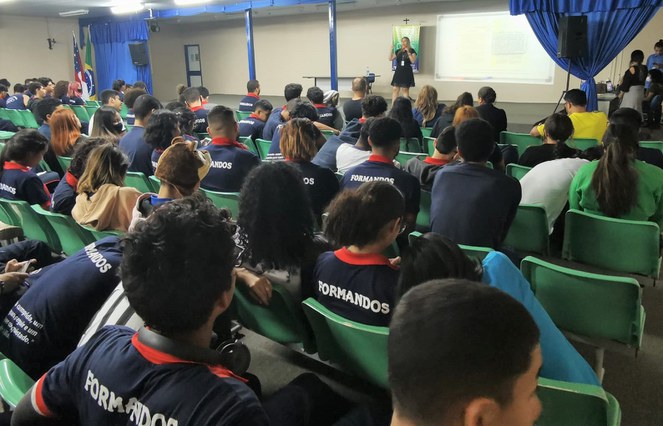 Palestra da quarta ação do ano foi ministrada pela servidora da Suframa, a engenheira de Produção Camilla Medeiros