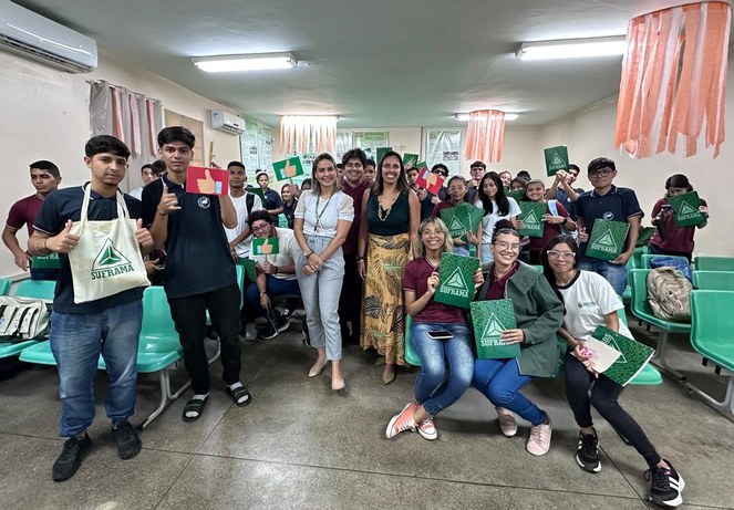 Participantes do Suframa nas Escolas na Escola Estadual Marechal Hermes