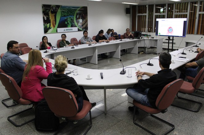 Foto mostra participantes de um treinamento sobre ESG realizado na Suframa