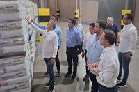 Suframa visita empresa que produz soluções químicas para argamassa no PIM