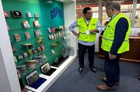 Suframa visita empresa referência mundial no segmento de baralhos