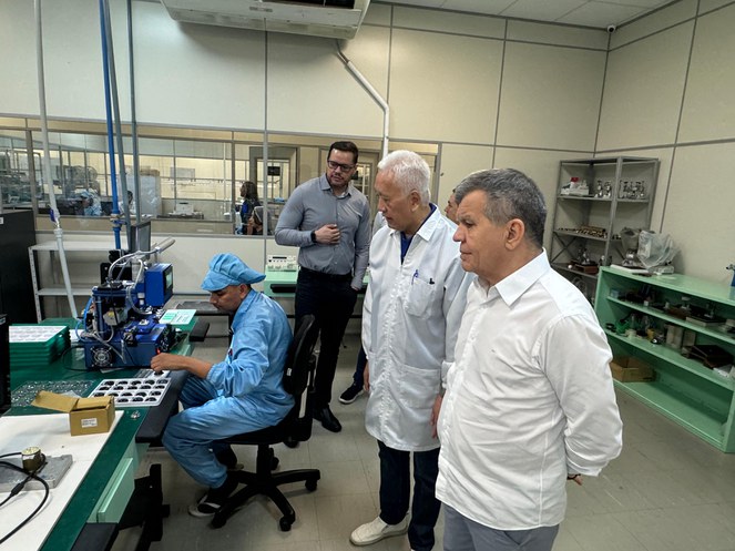 Suframa na Vivara, fábrica de referência em produção de joias