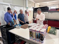 Suframa visita filial da Rubi e acompanha novo projeto de cera líquida