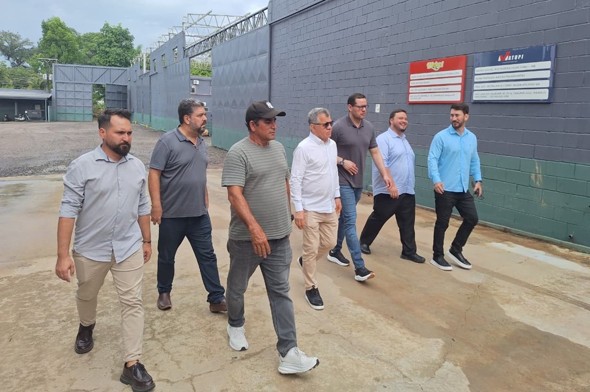 Objetivo da agenda na zona Oeste de Manaus foi conhecer o portfólio da empresa, que já atua no interior do Estado, e discutir os detalhes de um novo projeto industrial previsto para a BR-174, voltado ao beneficiamento de leite de búfala.