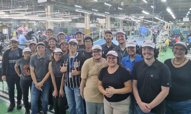 Suframa leva alunos da UEA à Yamaha pelo ZF de Portas Abertas