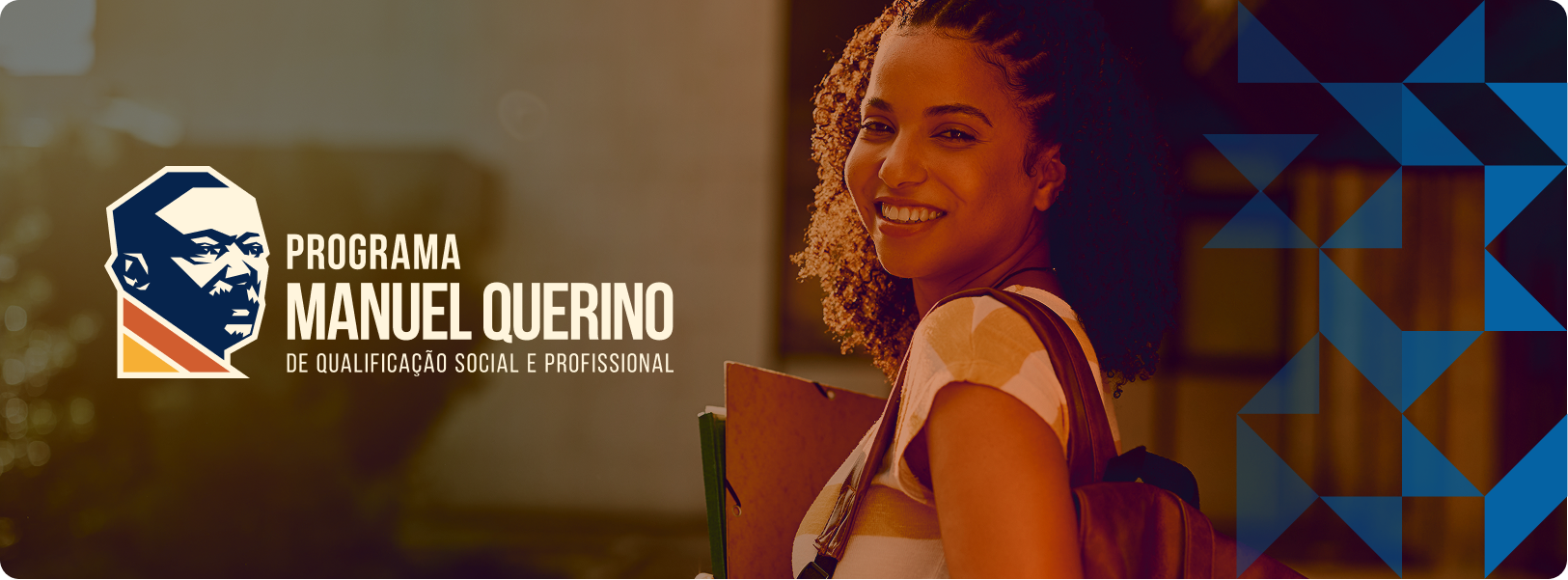 Banner inicial do programa manuel querino, mulher de pele escura com cabelo cacheado segurando uma pasta e livros, sugere-se estudante sorridente.
