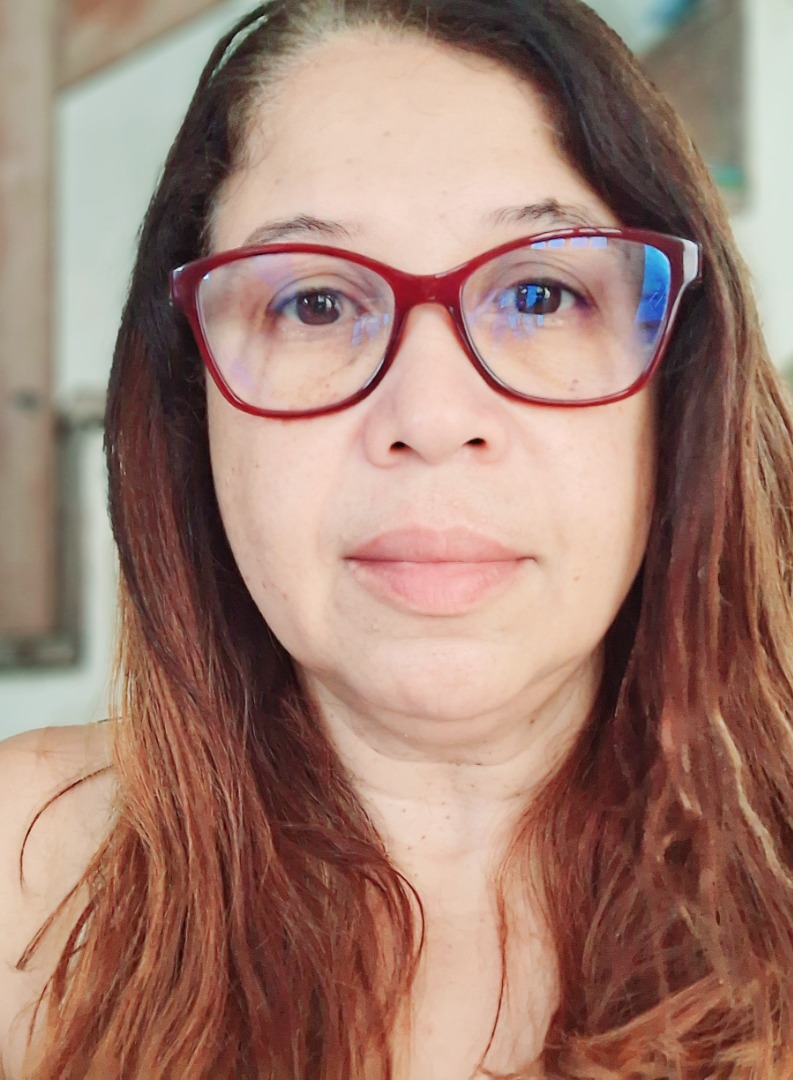 Foto de Elenilza da Silva Santos