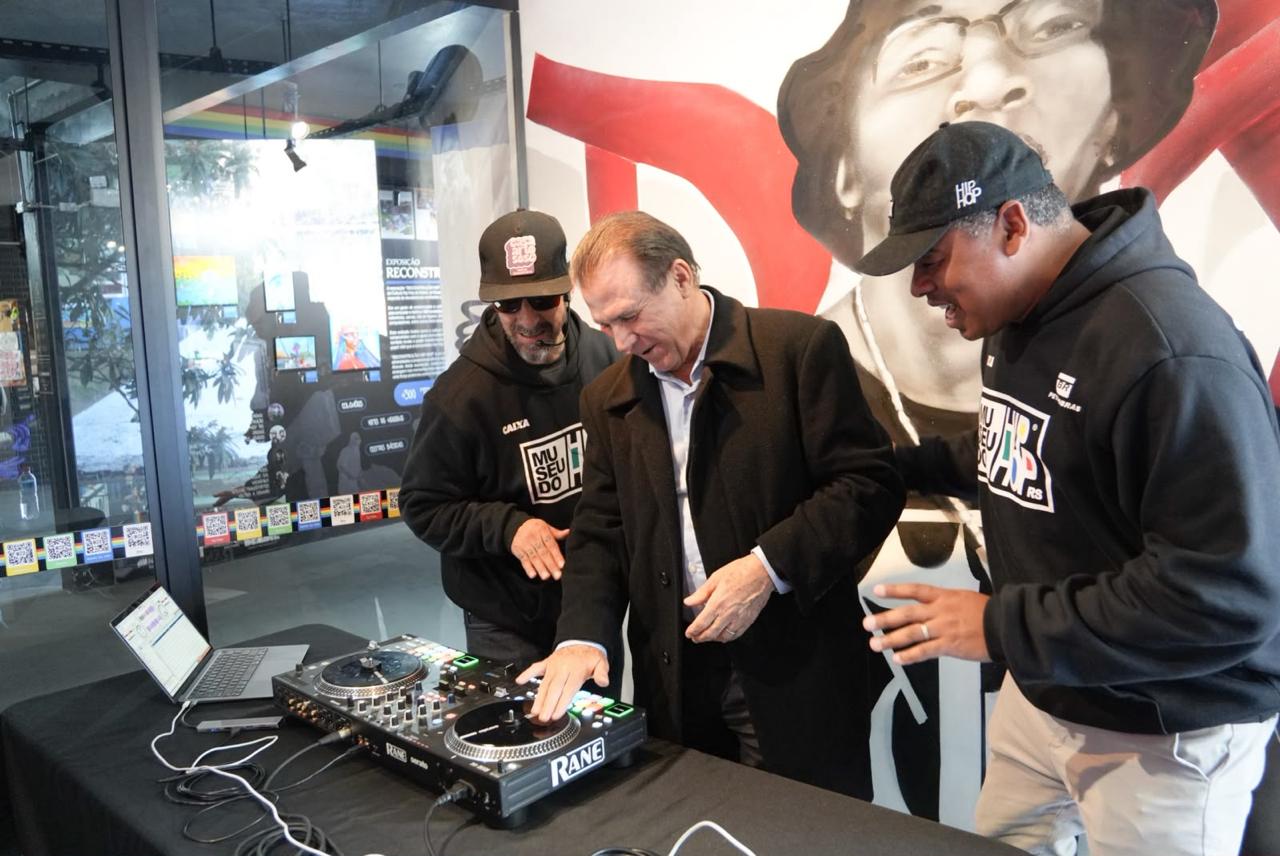 Ministro Luiz Marinho visita Museu Hip-Hop e destaca qualificação profissional no setor cultural em Porto Alegre (RS)