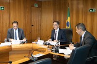 Ministério do Trabalho e Previdência anuncia a abertura de 196 mil postos formais de trabalho no mês de abril