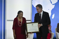 Brasileira recebe prêmio internacional Award por sua contribuição na luta contra o trabalho análogo à escravidão