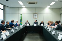 Ministro recebe grupo de deputados da Subcomissão de Trabalho da Câmara