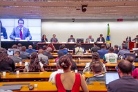 Luiz Marinho debate durante seis horas PLP 12/24 no Congresso Nacional