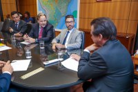 Regulação de trabalho de entregadores sobre duas rodas volta à mesa de debate