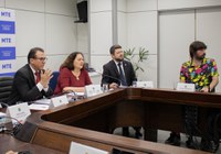 Ministério do Trabalho e Emprego discute pesquisas sobre inteligência artificial e seus efeitos no mundo do trabalho