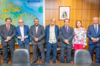 Luiz Marinho recebe representantes da Abcred