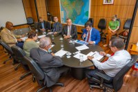 Representes da Abiquim são recebidos em audiência no MTE