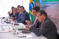 Governo federal adota medidas de apoio para facilitar acesso a benefícios aos trabalhadores gaúchos