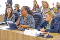 Países relatam prioridade em suas políticas para acabar com a desigualdade salarial