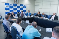 Ministro Luiz Marinho recebe representantes da Câmara Municipal e do Siticonfare de Fartura (SP)