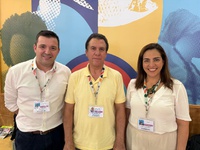 Ministro discute parceria com a Tetra Park para fortalecer projetos para catadores e cooperativas