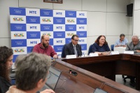Brasil gera 228 mil empregos formais em março e supera 613 mil vagas no trimestre