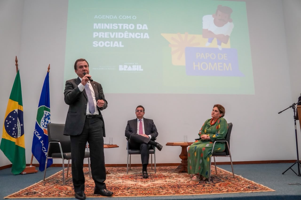 8ª edição da “Agenda com o Ministro” reuniu Luiz Marinho, Wolney Queiroz e Márcia Lopes em Brasília para debater transformação cultural, masculinidades e ações integradas do Governo do Brasil.