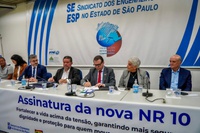 MTE moderniza NR-10 e instala 1ª Mesa Estadual do Trabalho Decente no Meio Rural em SP