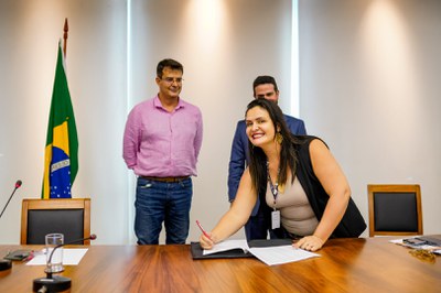 20/12/2023 - Assinatura da adesão da Codevasf à Rede de Parcerias