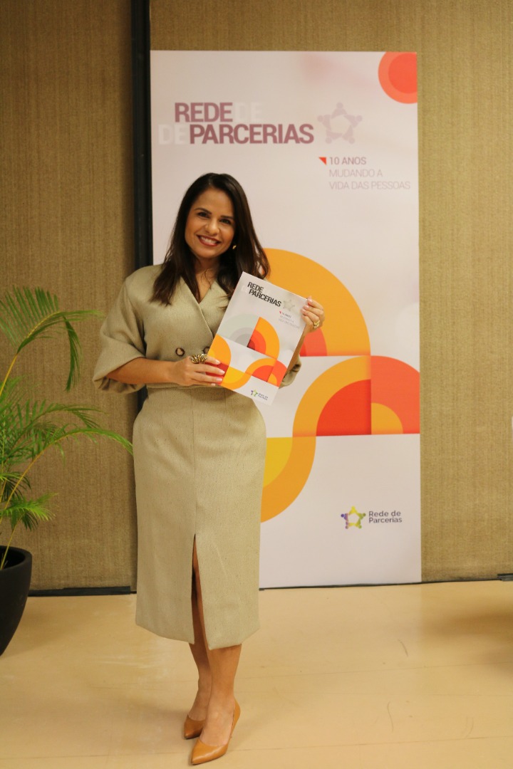 Lançamento do Livro 10 anos da Rede de Parcerias - dia 02-06-2025 (105).JPG