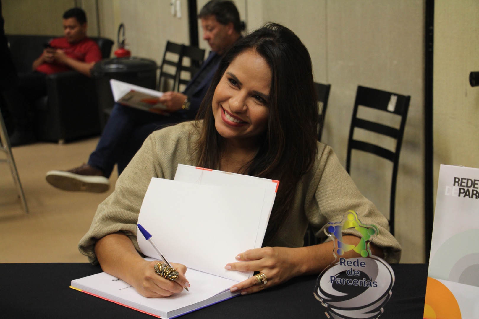 Lançamento do Livro 10 anos da Rede de Parcerias - dia 02-06-2025 (113).JPG