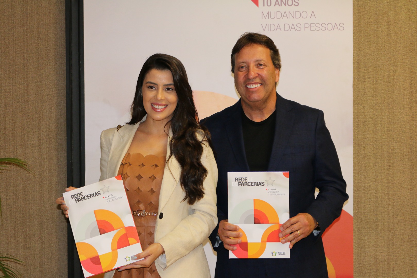 Lançamento do Livro 10 anos da Rede de Parcerias - dia 02-06-2025 (124).JPG