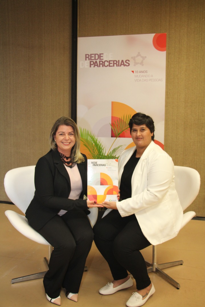 Lançamento do Livro 10 anos da Rede de Parcerias - dia 02-06-2025 (127).JPG