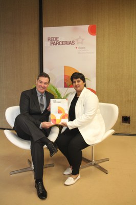 Lançamento do Livro 10 anos da Rede de Parcerias - dia 02-06-2025 (128).JPG