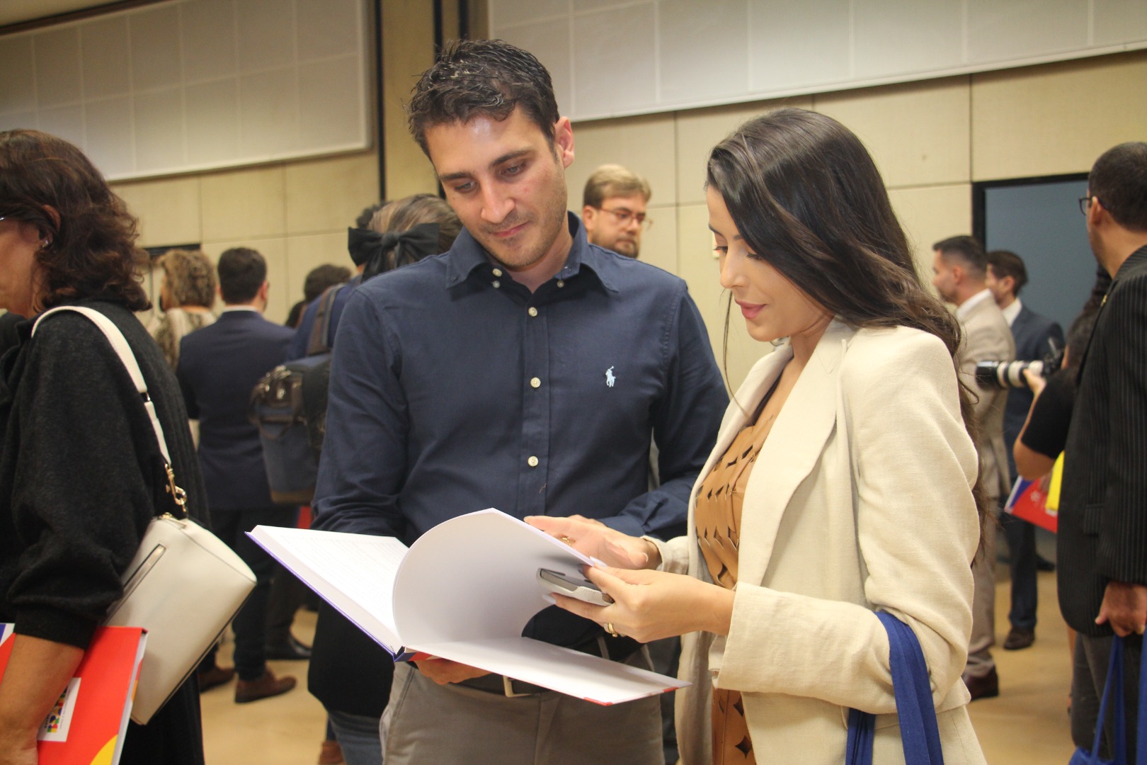 Lançamento do Livro 10 anos da Rede de Parcerias - dia 02-06-2025 (134).JPG